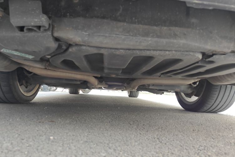 奔驰E级 2015款 E 260 L 运动型局部细节9006