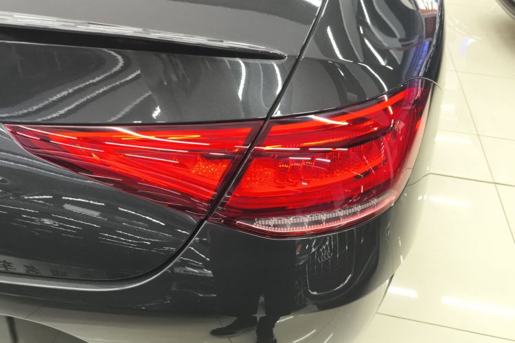 奔驰CLS 2023款 CLS 300 豪华型车身外观9