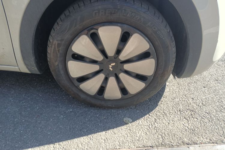 五菱汽车 五菱缤果 2023款 203km 舒享款车身外观6007