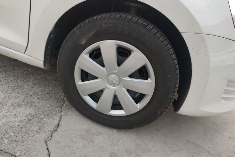 大众 桑塔纳 2015款 1.4L 手动风尚版车身外观10