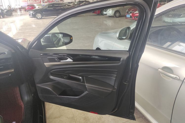 大众 帕萨特 2020款 改款 280TSI 商务版 国VI中控内饰42