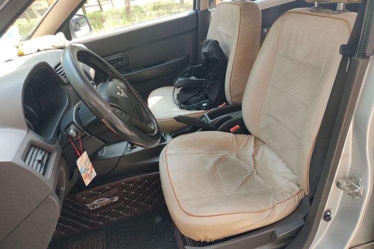 五菱汽车 五菱宏光 2015款 1.5L S 基本型国V局部细节19