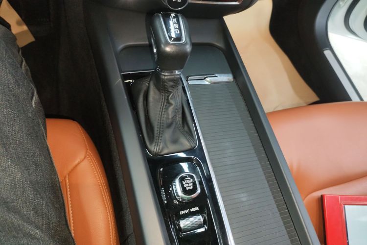 沃尔沃S60 2021款 T3 智行豪华版中控内饰18