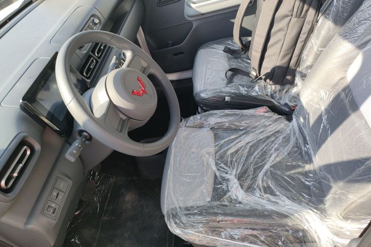 五菱汽车 五菱之光新能源 2025款 305km 进取型局部细节19