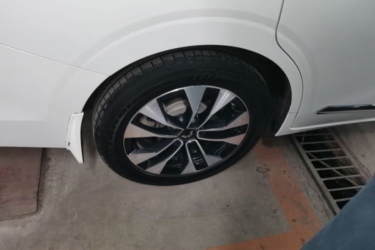 五菱汽车 五菱佳辰 2023款 2.0L DHT旗舰型车身外观6008