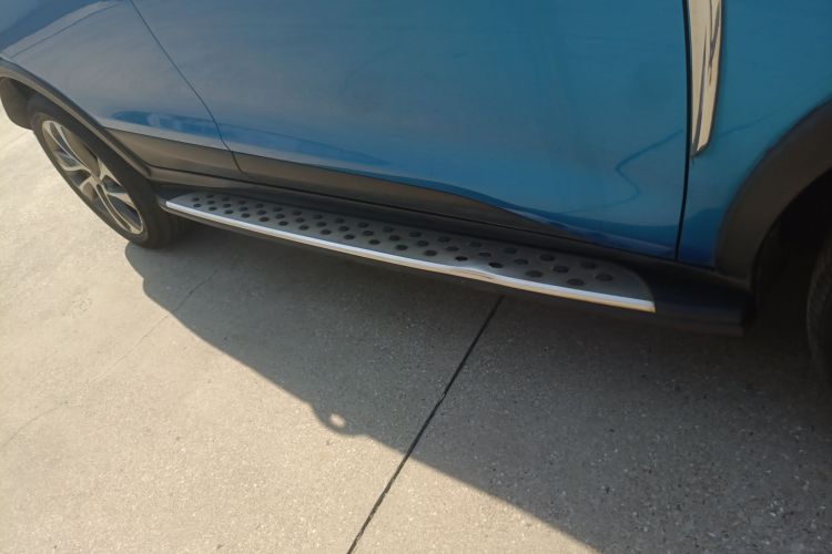 比亚迪 元 2016款 1.5L 手动尊贵型局部细节9001