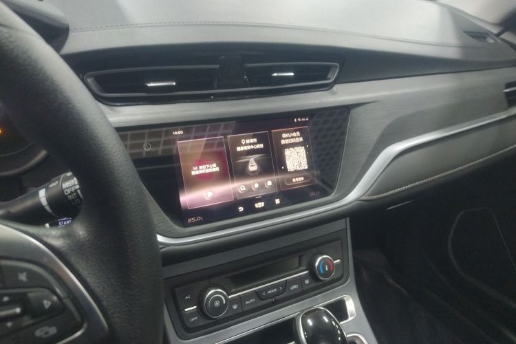 吉利汽车 帝豪 2021款 UP 1.5L CVT豪华型中控内饰16