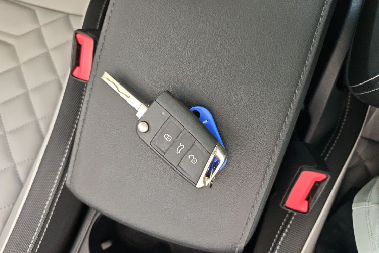 大众 探岳 2023款 330TSI 两驱豪华Plus进阶版中控内饰11