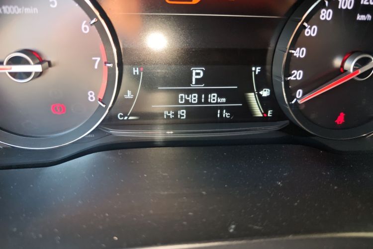 本田 冠道 2019款 240TURBO 两驱精英版中控内饰15