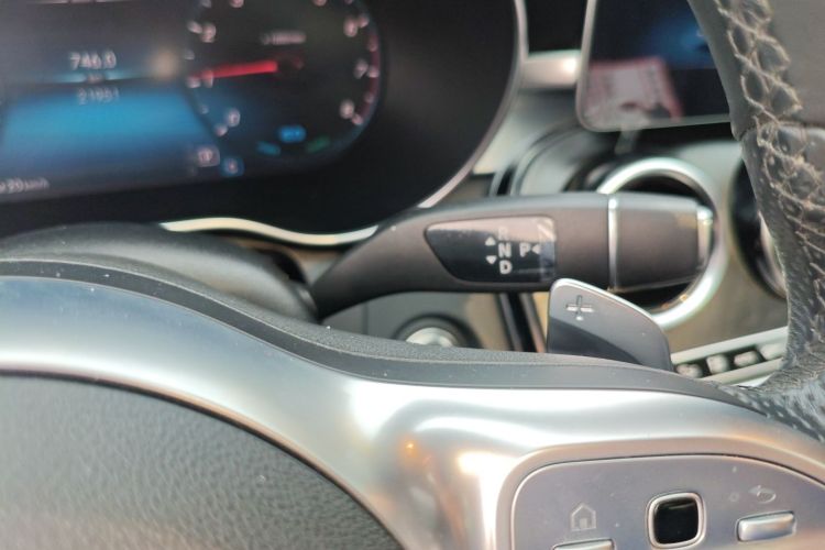 奔驰C级 2021款 C 260 L 运动版局部细节18