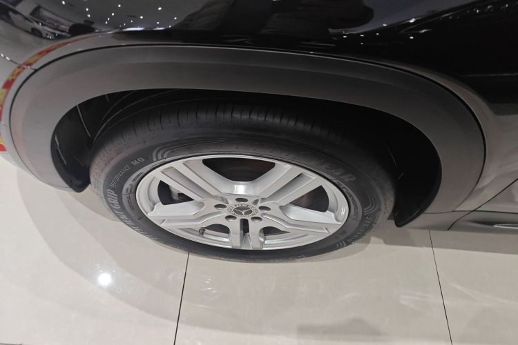 奔驰GLB 2023款 改款 GLB 200 动感型车身外观6007