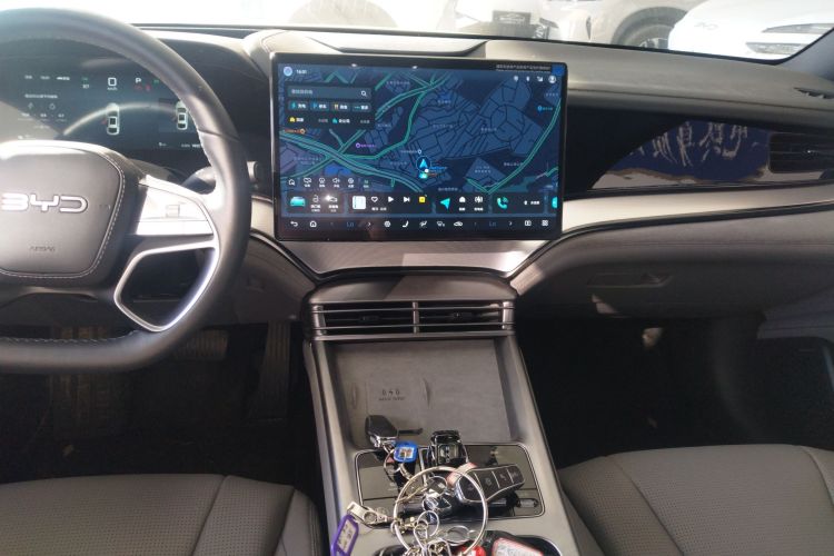 比亚迪 海豹07 DM-i 2025款 智驾版 DM-i 1.5L 125km 尊贵型中控内饰16