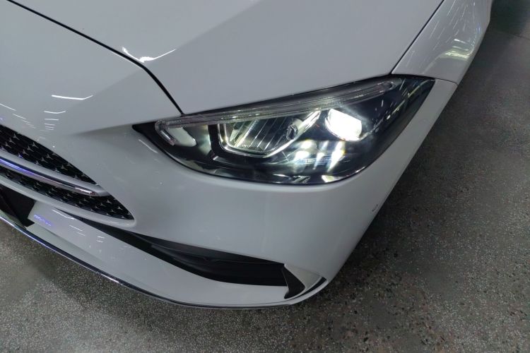 奔驰C级 2023款 C 260 L 运动版局部细节36