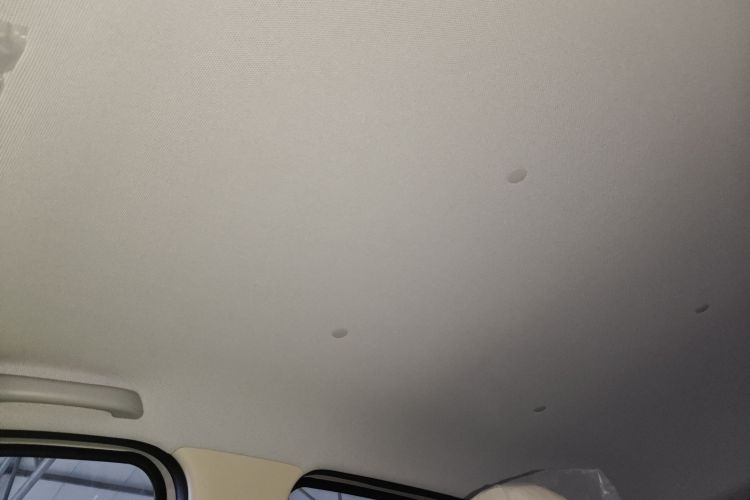 五菱汽车 宏光MINIEV 2025款 四门版 进阶款中控内饰22