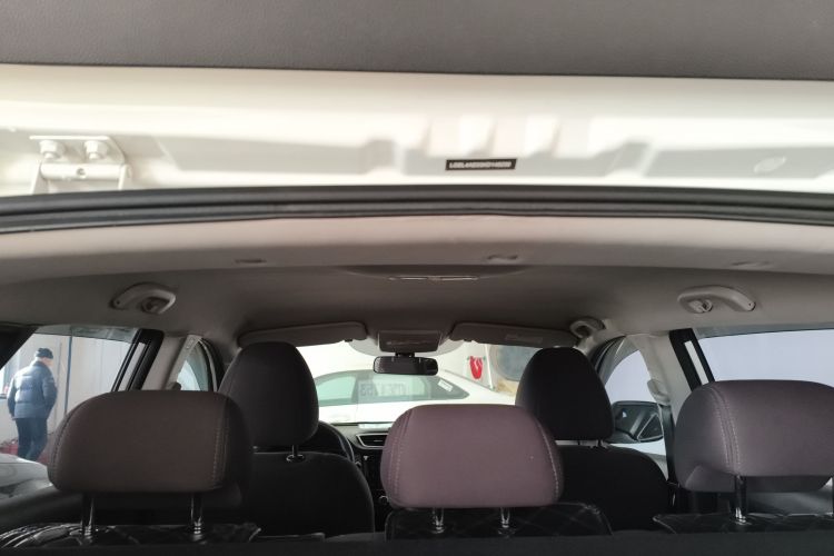 日产 逍客 2019款 2.0L CVT智享版中控内饰22