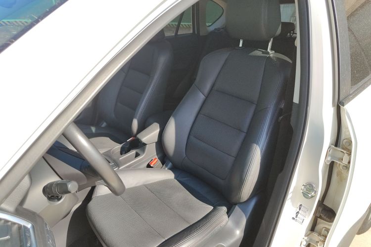 马自达CX-5 2015款 2.0L 自动四驱豪华型中控内饰19