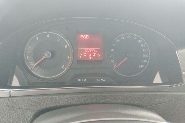 大众 桑塔纳 2016款 1.6L 手动舒适版中控内饰14