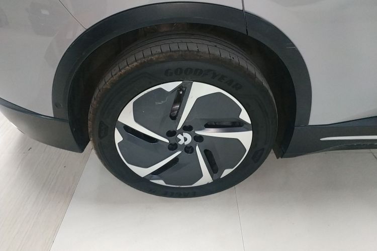 蔚来ES6 2023款 75kWh车身外观6008