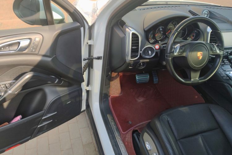 保时捷 2014款 Cayenne Platinum Edition 3.0T中控内饰20