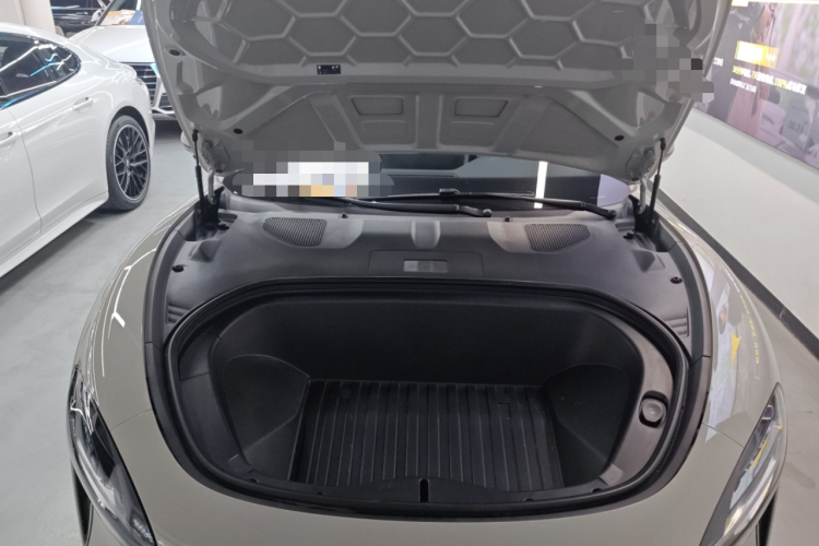 小米汽车 小米SU7 2024款 后驱超长续航高阶智驾Pro版机舱底盘24