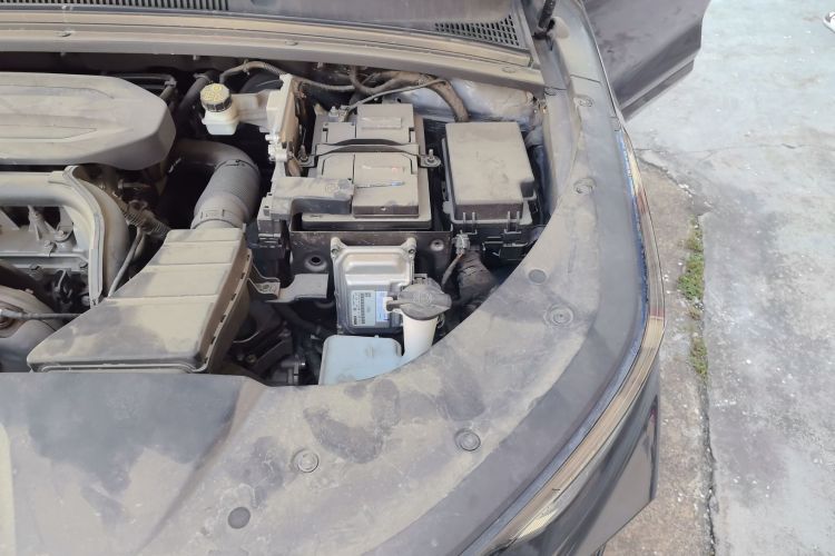 五菱汽车 五菱凯捷 2022款 280T 1.5T CVT旗舰型局部细节9007