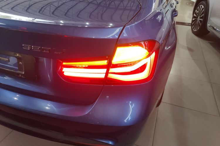 宝马3系 2017款 320Li M运动型车身外观6006