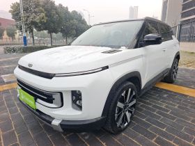 吉利汽车 吉利icon 2023款 1.5TD 巧克力醇巧版