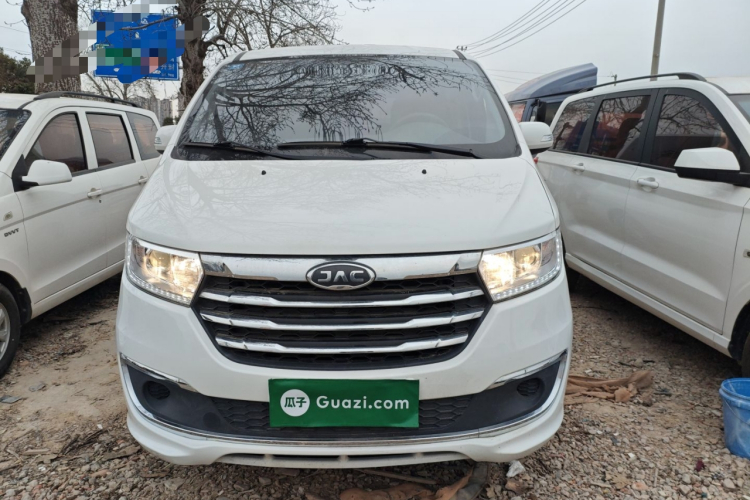 江淮瑞风 瑞风M3 2023款 1.8L 7/8座智联版车身外观2