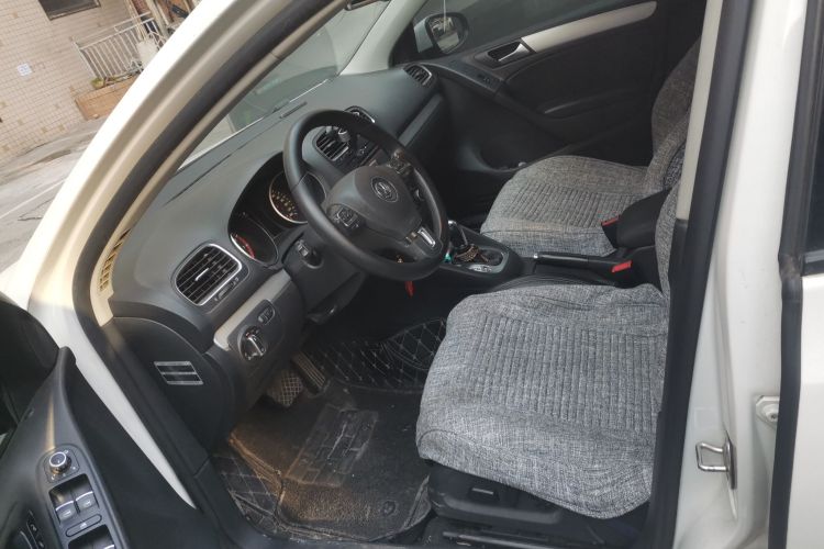 大众 高尔夫 2012款 1.4TSI 自动豪华型局部细节19