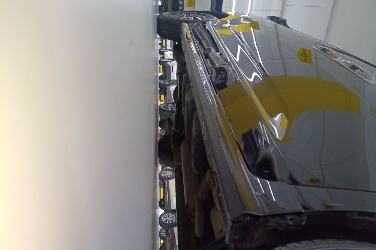 上汽大通MAXUS 大通G20 2021款 改款 PLUS 2.0T 柴油自动豪华版局部细节9001