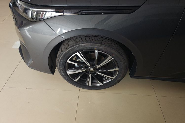 长安 逸动 2025款 蓝鲸 1.5T 500Bar旗舰型车身外观6007