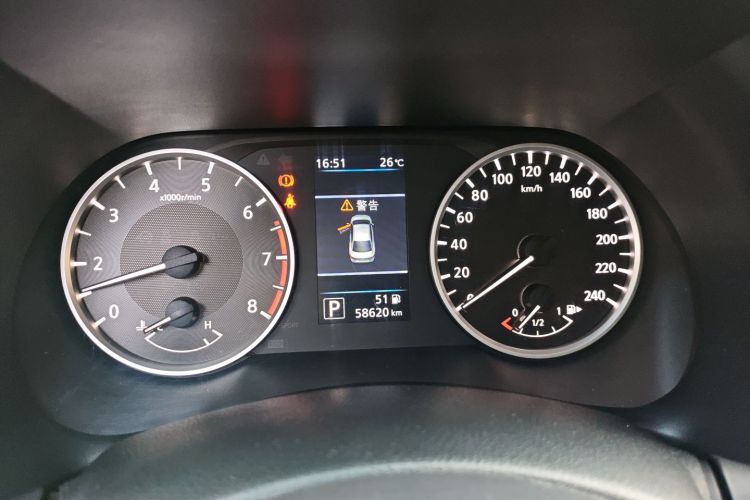 日产 轩逸 2021款 1.6L XL CVT悦享版中控内饰14