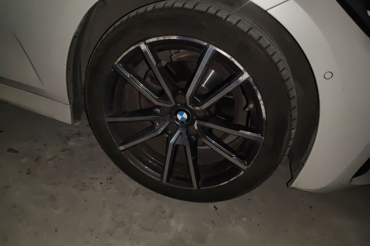 宝马3系 2020款 改款 325Li M运动套装车身外观6001