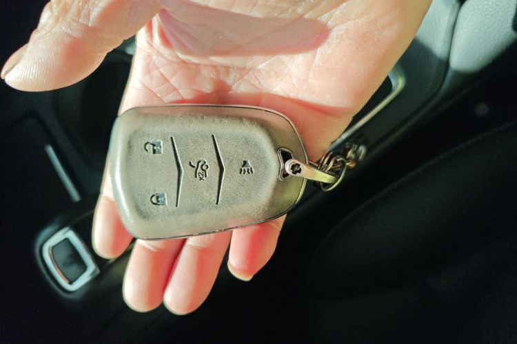 凯迪拉克XT4 2018款 28T 两驱领先型中控内饰7001