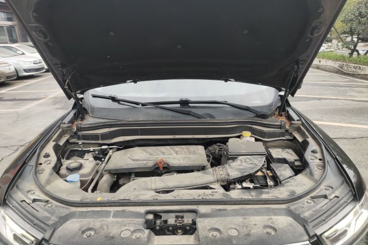 哈弗H6 2020款 1.5GDIT 自动铂金冠军版机舱底盘24