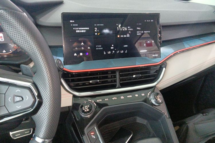 领克06 2020款 1.5T 耀Halo中控内饰16