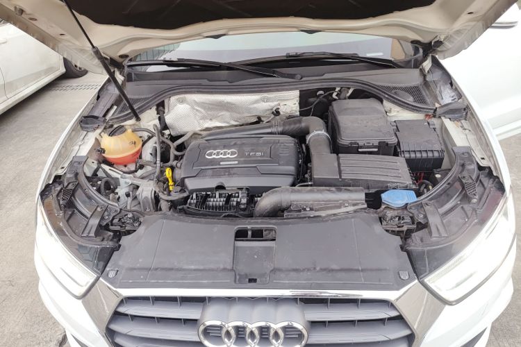 奥迪Q3 2016款 35 TFSI quattro 全时四驱风尚型局部细节24