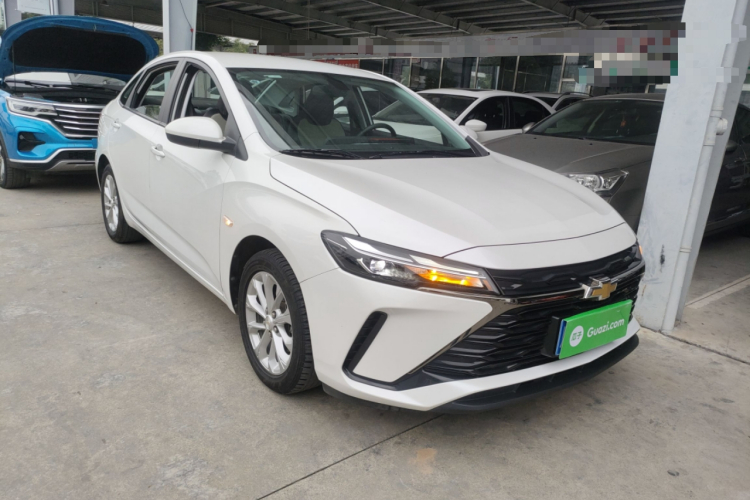 雪佛兰 科鲁泽 2024款 1.5L 双离合乐享版车身外观3