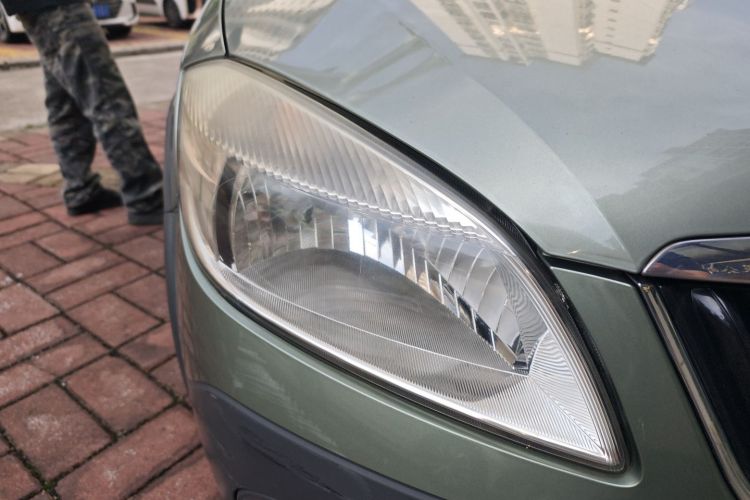 斯柯达 晶锐 2012款 1.6L Scout车身外观6006