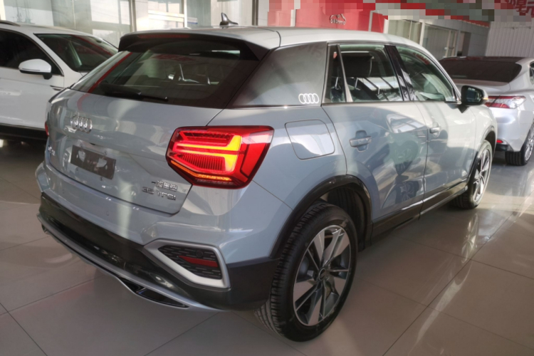 奥迪Q2L 2024款 35TFSI 时尚致雅型车身外观6005