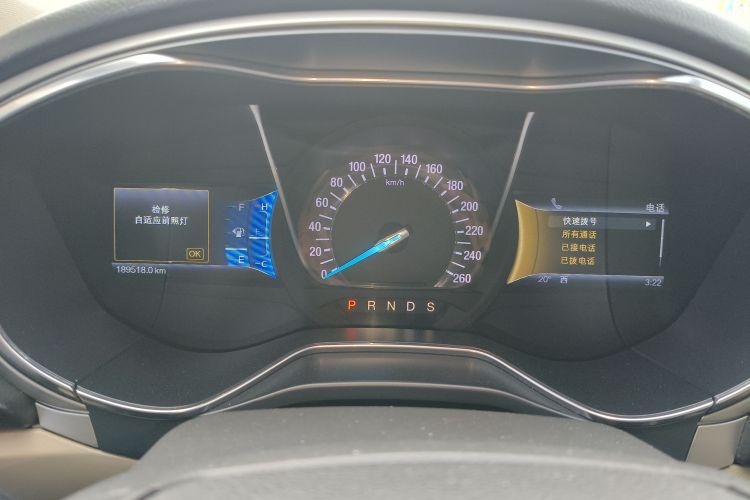 福特 蒙迪欧 2013款 2.0L GTDi200豪华型中控内饰14