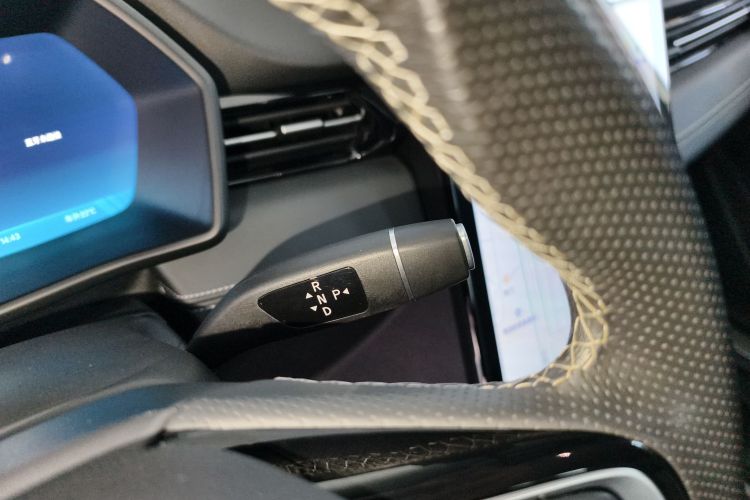 小鹏G3 2020款 520 尊享版中控内饰18