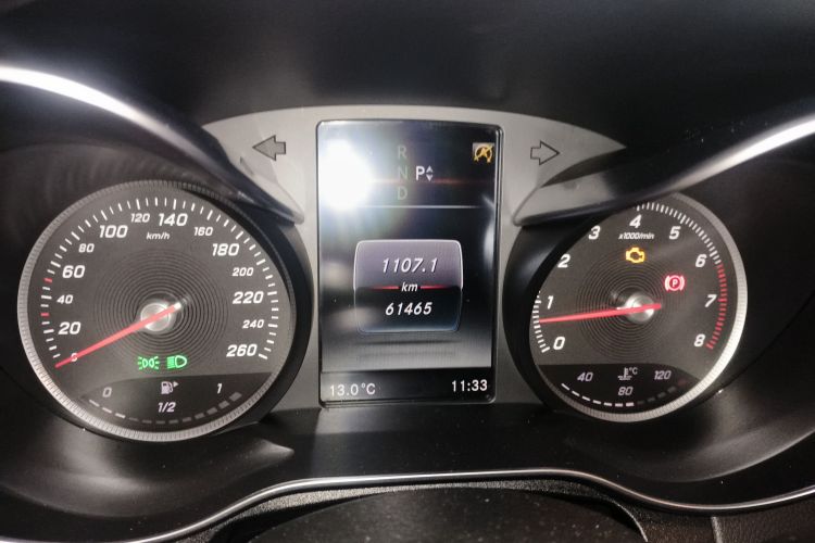 奔驰C级 2016款 C 200 运动版中控内饰14