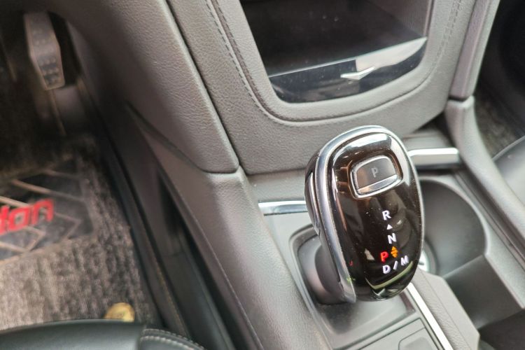 凯迪拉克XT6 2020款 28T 六座四驱豪华型局部细节18