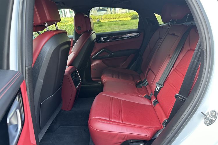 保时捷 2019款 Cayenne Coupé 3.0T中控内饰7004