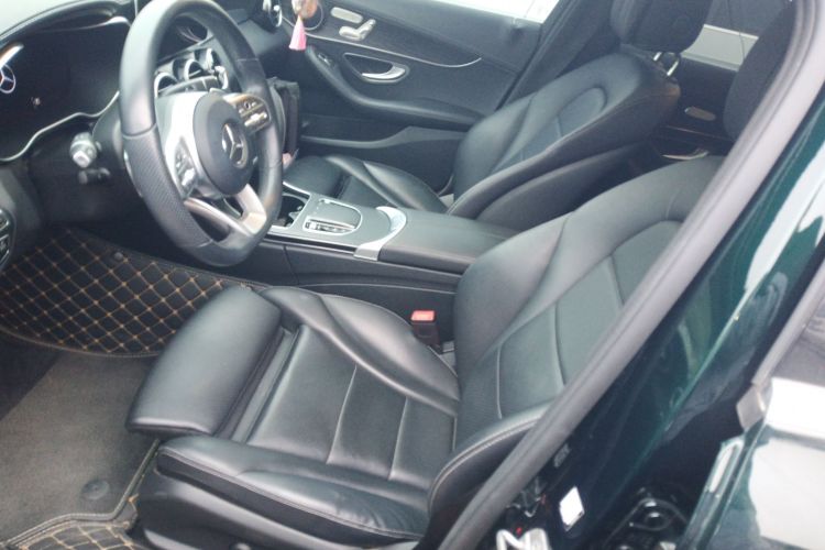 奔驰C级 2021款 C 260 L 运动版中控内饰19