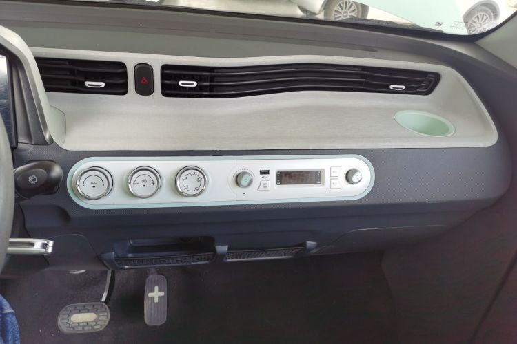 五菱汽车 宏光MINIEV 2022款 马卡龙臻享款 磷酸铁锂局部细节16