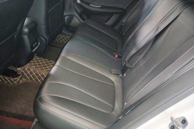 荣威i5 2019款 20T 自动4G互联超能旗舰版中控内饰21