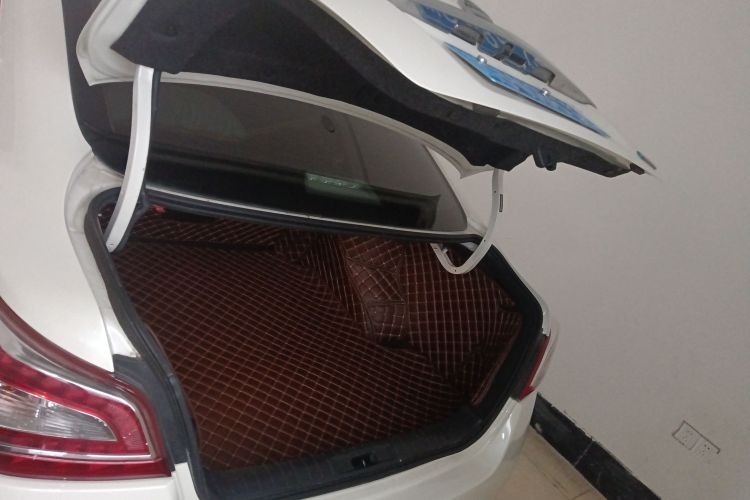 日产 天籁 2013款 2.0L XL舒适版局部细节23