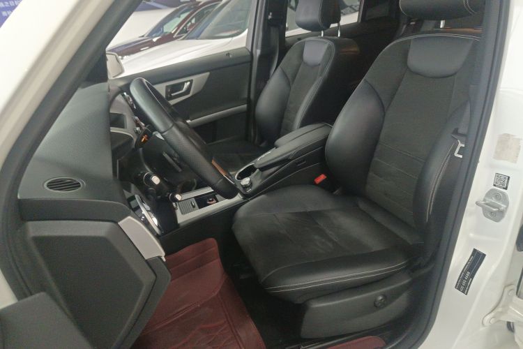 奔驰GLK级 2014款 GLK 200 标准型中控内饰19